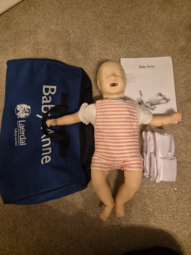 Resusci anne first - resusci,